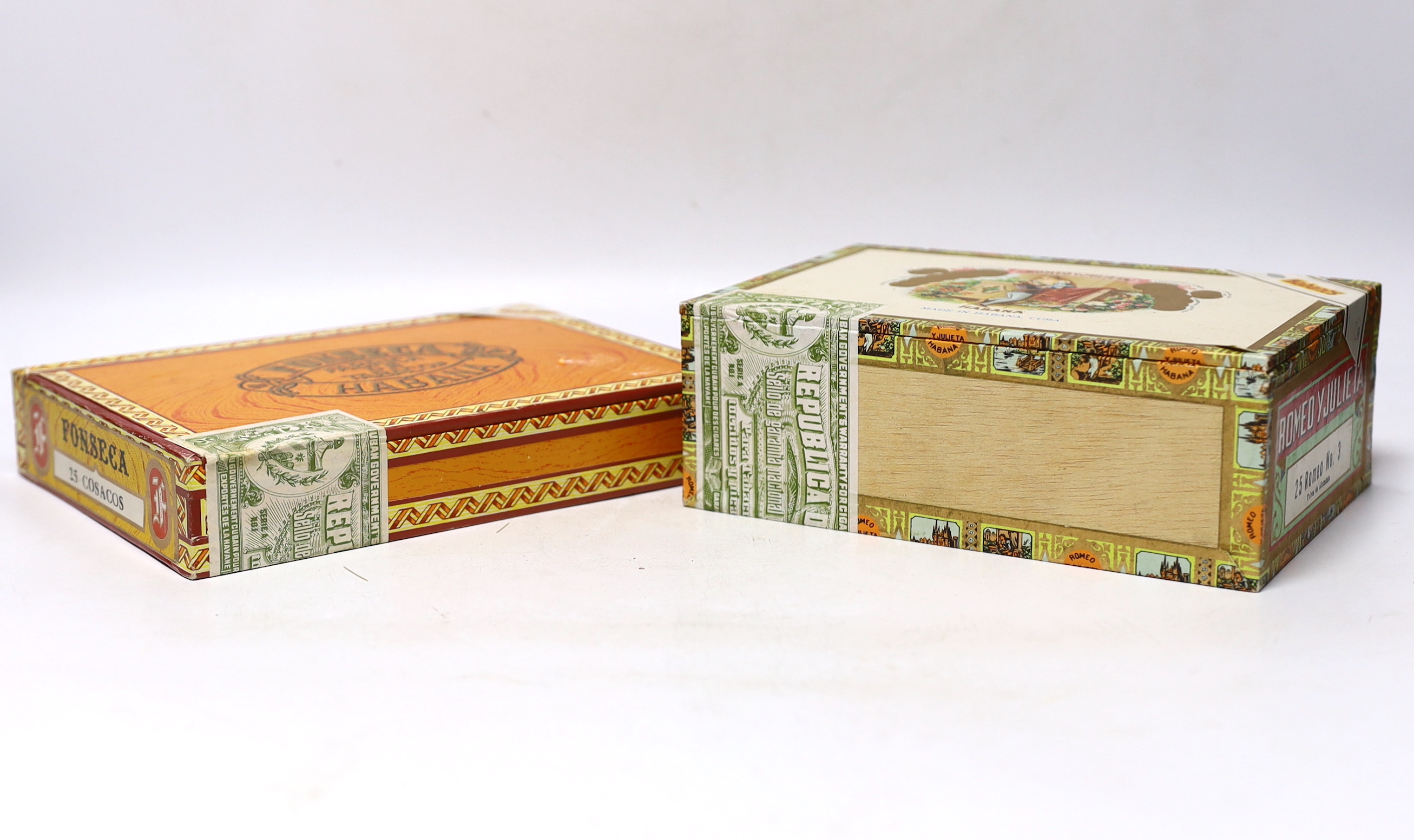 Two sealed boxes of cigars - Romeo Y Julieta and Fonseca